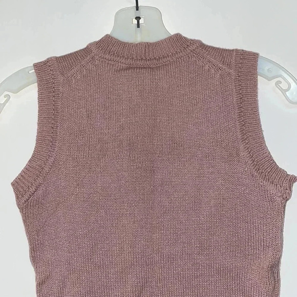 Tomboy of California V-Neck Corded Sweater Vest/Top - Picture 6 of 8